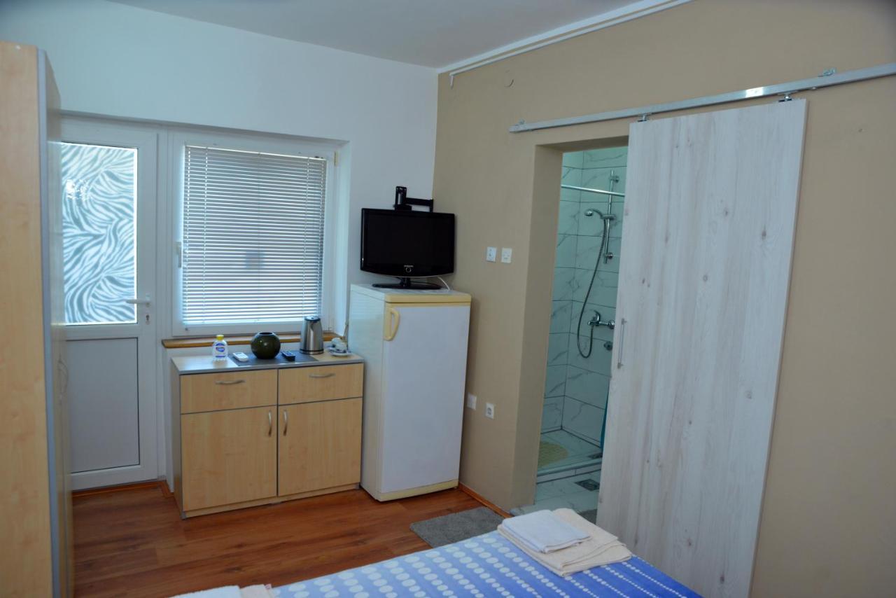 Rooms Petrovic Kladovo Exterior foto